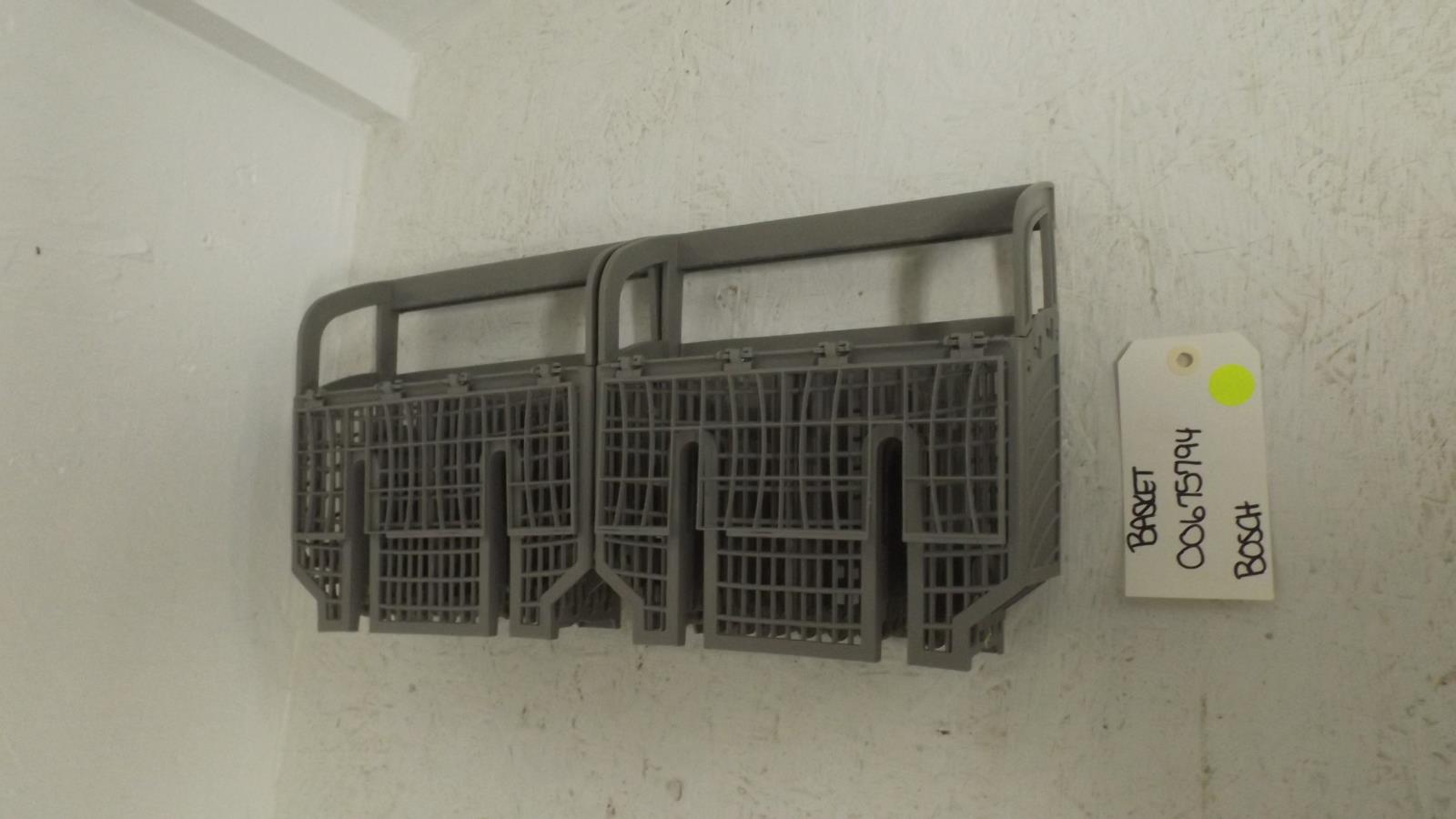 BOSCH DISHWASHER 00675794 BASKET (USED) BOSCH DISHWASHER 00675794 BASKET (USED)